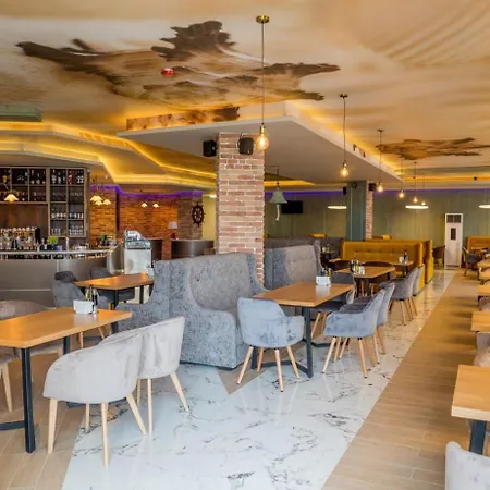 Sea View Allure With Balcony Приморско