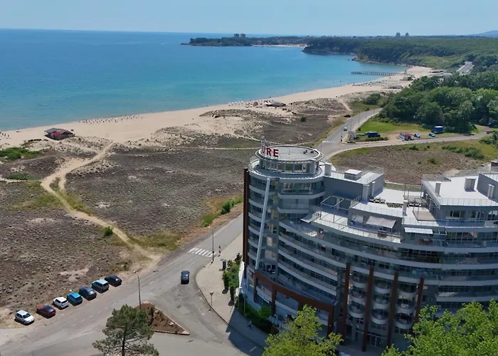 아파트 Sea View Allure With Balcony 프리모르스코