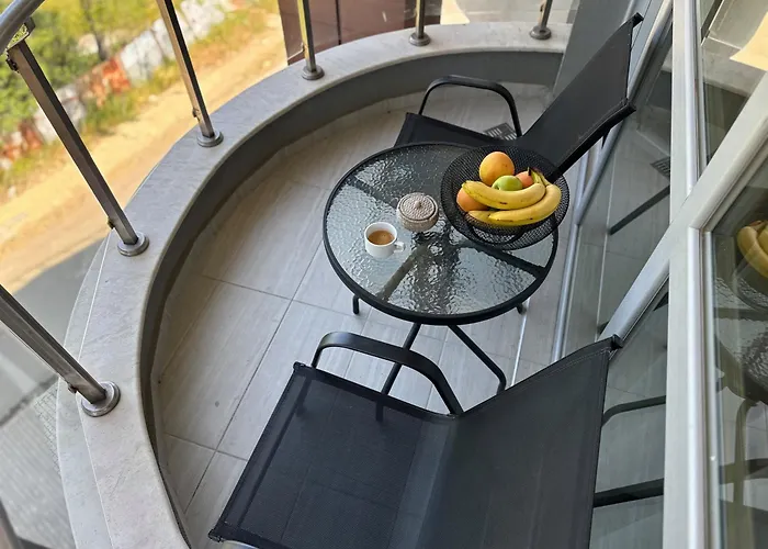 Sea View Allure With Balcony 아파트 프리모르스코