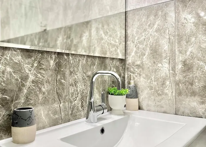 Sea View Allure With Balcony 프리모르스코