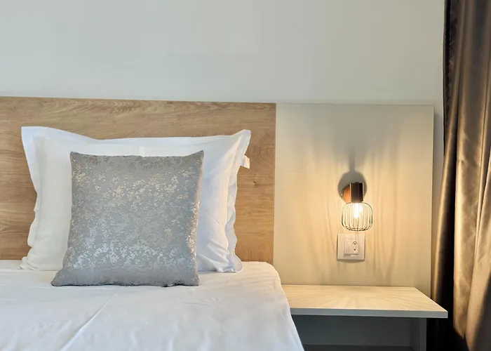 شقة Sea View Allure With Balcony