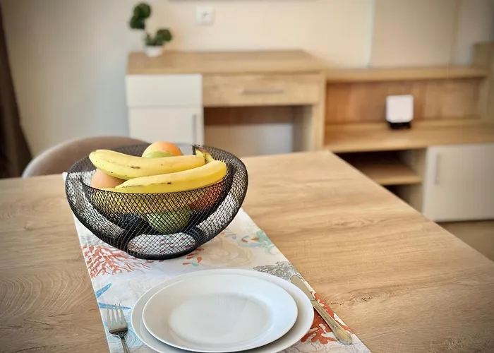 Sea View Allure With Balcony Apartman